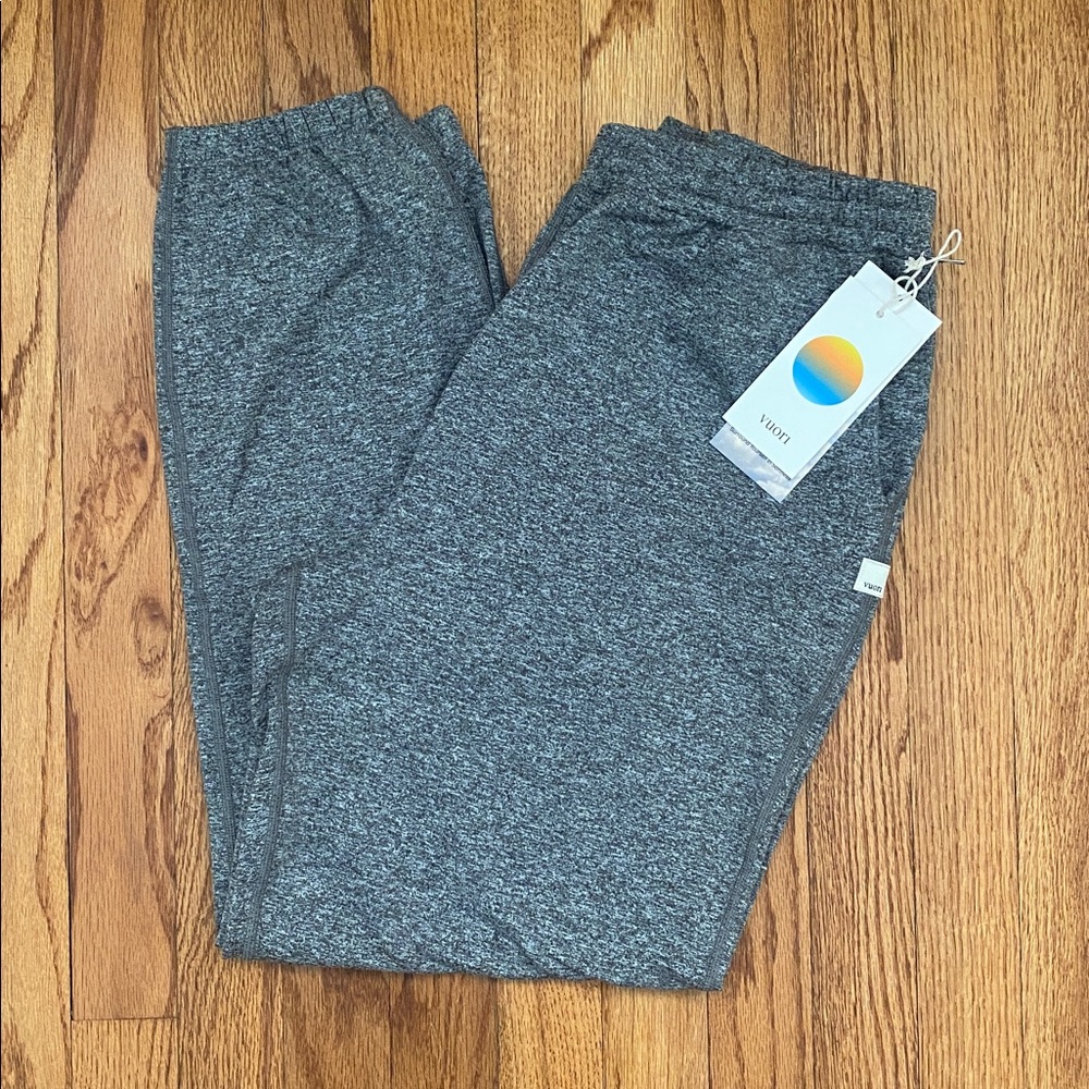 Vuori Womens Boyfriend Sweatpants:  color: Heather Gray: size M: NWT
